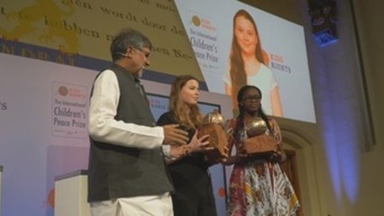 Thunberg y activista camerunesa reciben Premio Internacional de Paz Infantil