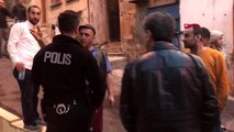 Beyoğlu'nda taciz iddiası, mahalleli öldüresiye dövdü