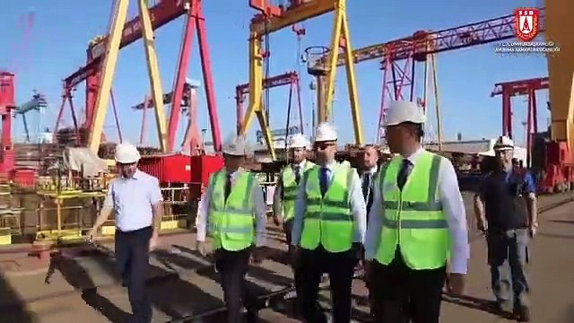 Ülkemizin tek kalemdeki en büyük savunma sanayii ürünü olacak TCG Anadolu’nun inşası sürüyor