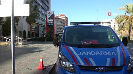 Piyasaya gerçeği aratmayan sahte dolar süren şüpheli yakalandı