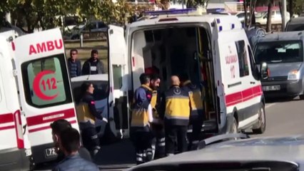 Adliye önünde kan döküldü: Ölü ve yaralılar var