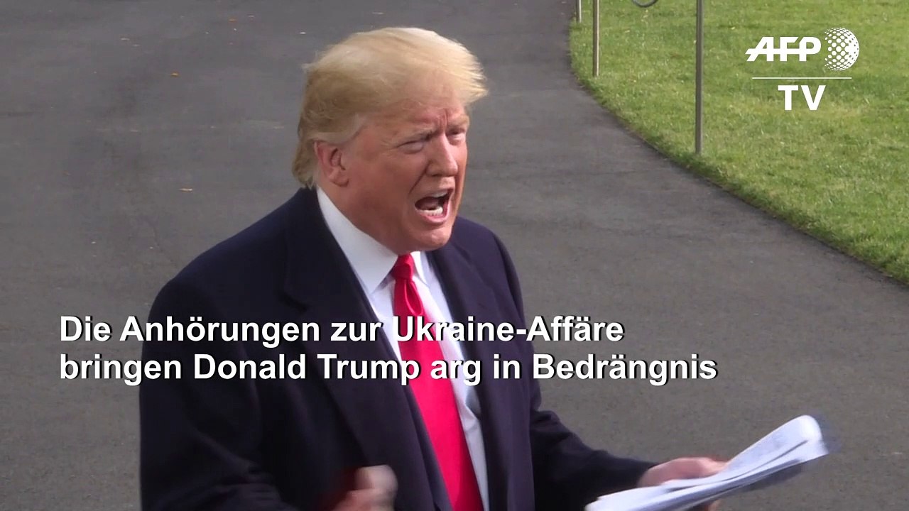 Spott für Trump wegen Spickzettels mit Riesenbuchstaben