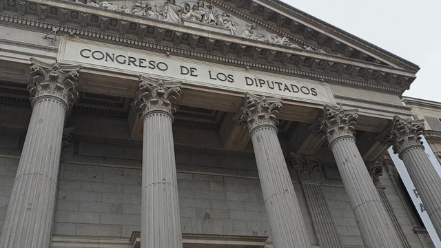 Diputados y senadores de PNV posan en el Congreso