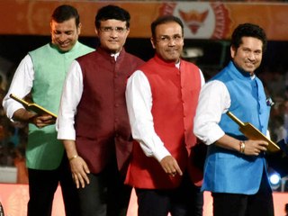 Tendulkar, Gavaskar, Dravid to attend as Kolkata gears up for pink-ball Test | Oneindia Malayalam