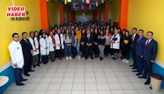 (21 Kasım 2019) BÜYÜKKILIÇ’TAN EĞİTİME DESTEK KAMPANYAYA 1338 KİTAP VERDİ