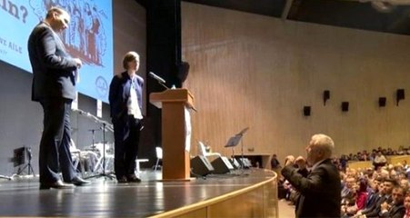 Türkiye'nin Köstence Başkonsolosu, ABD'li diplomatı kürsüden indirdi