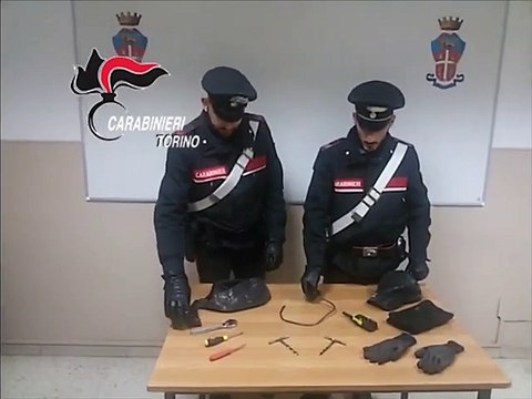 Feletto (TO) - Furti nelle case, ladro arrestato dopo inseguimento (21.11.19)