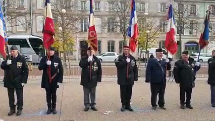 Lunéville (54) : le 53 defile en coeur de ville