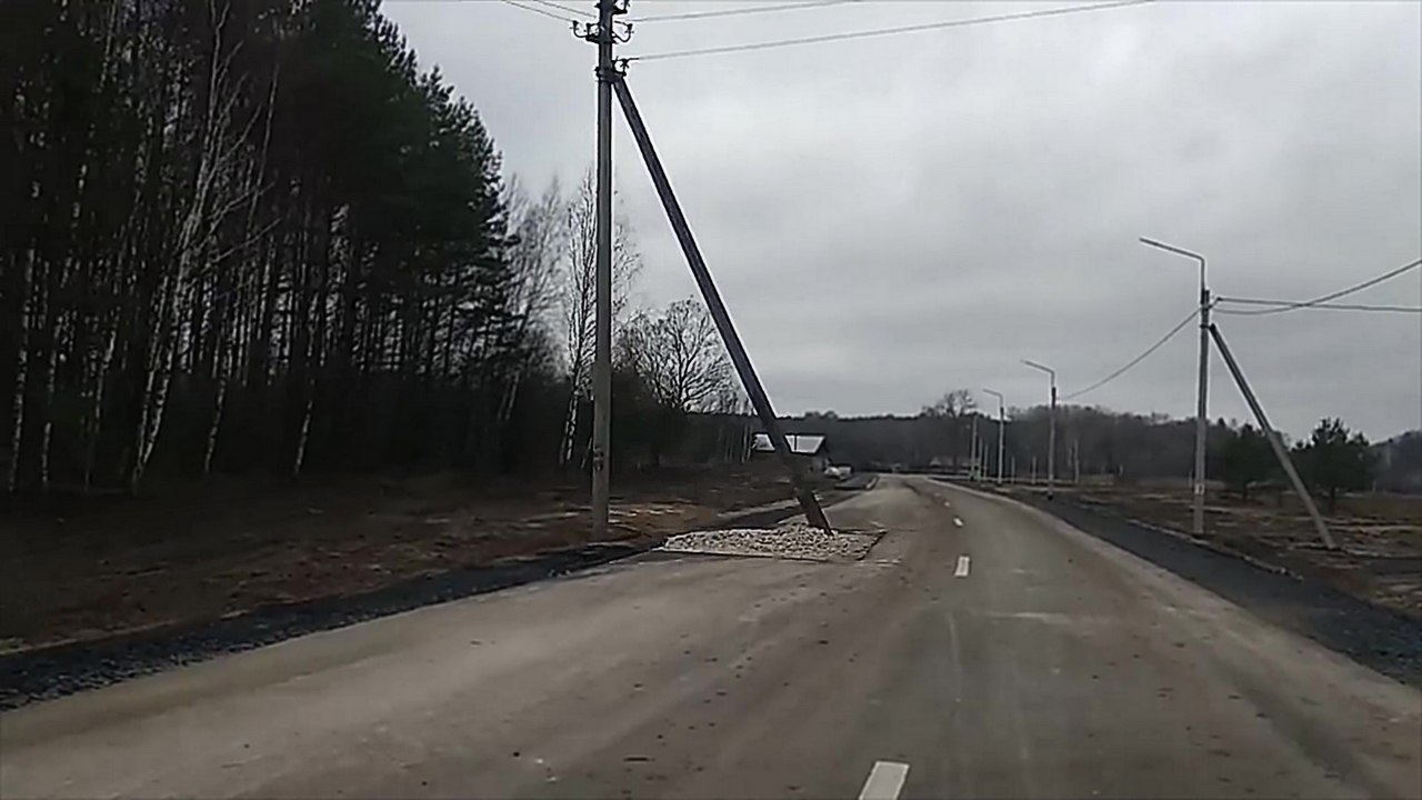 Un automobiliste nous montre la route la plus bizarre du monde