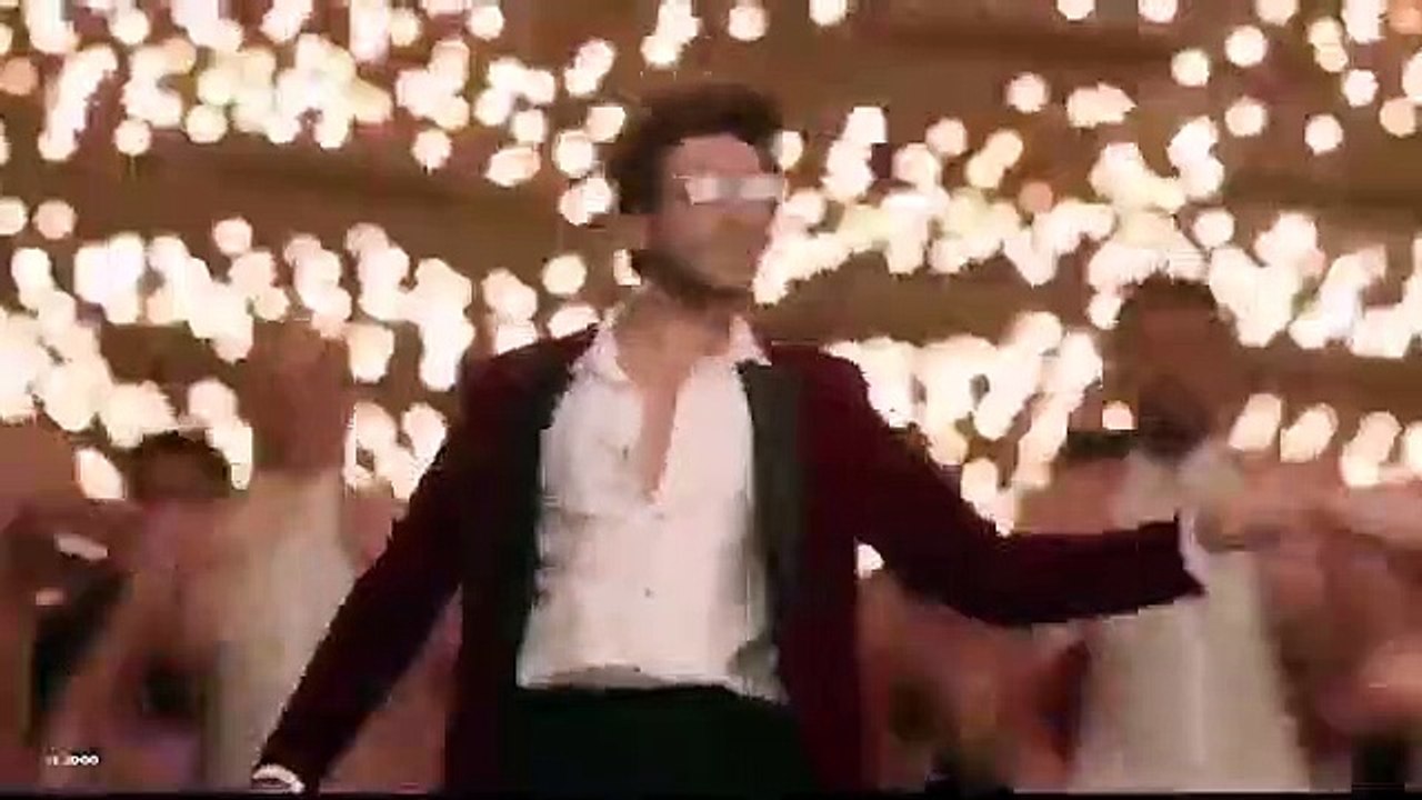 akhiyon_se_goli_maare_pati_patni_aur_woh_whatsapp_status_video_ankhiyon_se_goli_maare_song_status