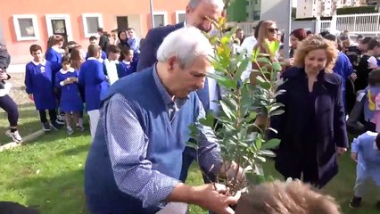 Emiliano - Oggi nelle scuole si festeggia la Giornata nazionale dell’Albero (21.11.19)