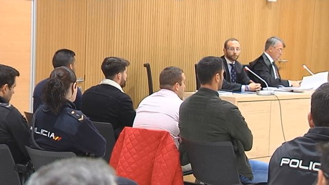 Fiscalía rebaja a 6 años de cárcel su petición de pena para 'La Manada'