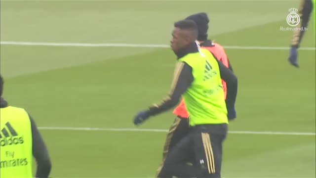 El Real Madrid acude a entrenar hoy