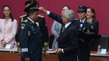 AMLO asciende a militares de las Fuerzas Armadas