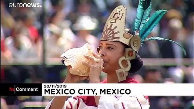 Mexikanische Revolution: Parade zum Jahrestag