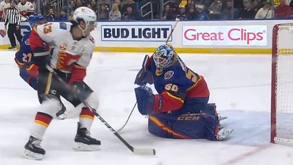 Jordan Binnington shuts out the Flames