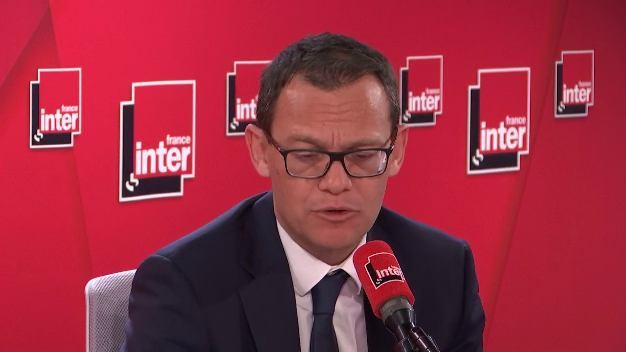 Stéphane Israel, président exécutif d'Arianespace : "Il faut réaliser que pendant une trentaine de minutes que dure le lancement, nous avons entre nos mains des valeurs inestimables et une très lourde responsabilité sur les épaules"