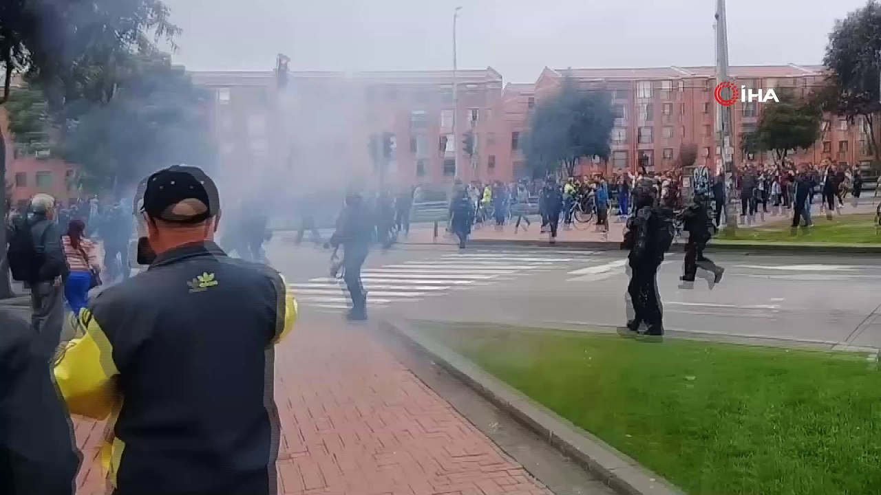 - Hükümet karşıtı gösteriler Kolombiya'ya da sıçradı- Tencere tavalı hükümet karşıtı protesto- Yüz binlerce kişi sokaklara döküldü, Cali’de sokağa çıkma yasağı ilan edildi