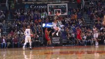 Oubre Jr flies in for putback slam