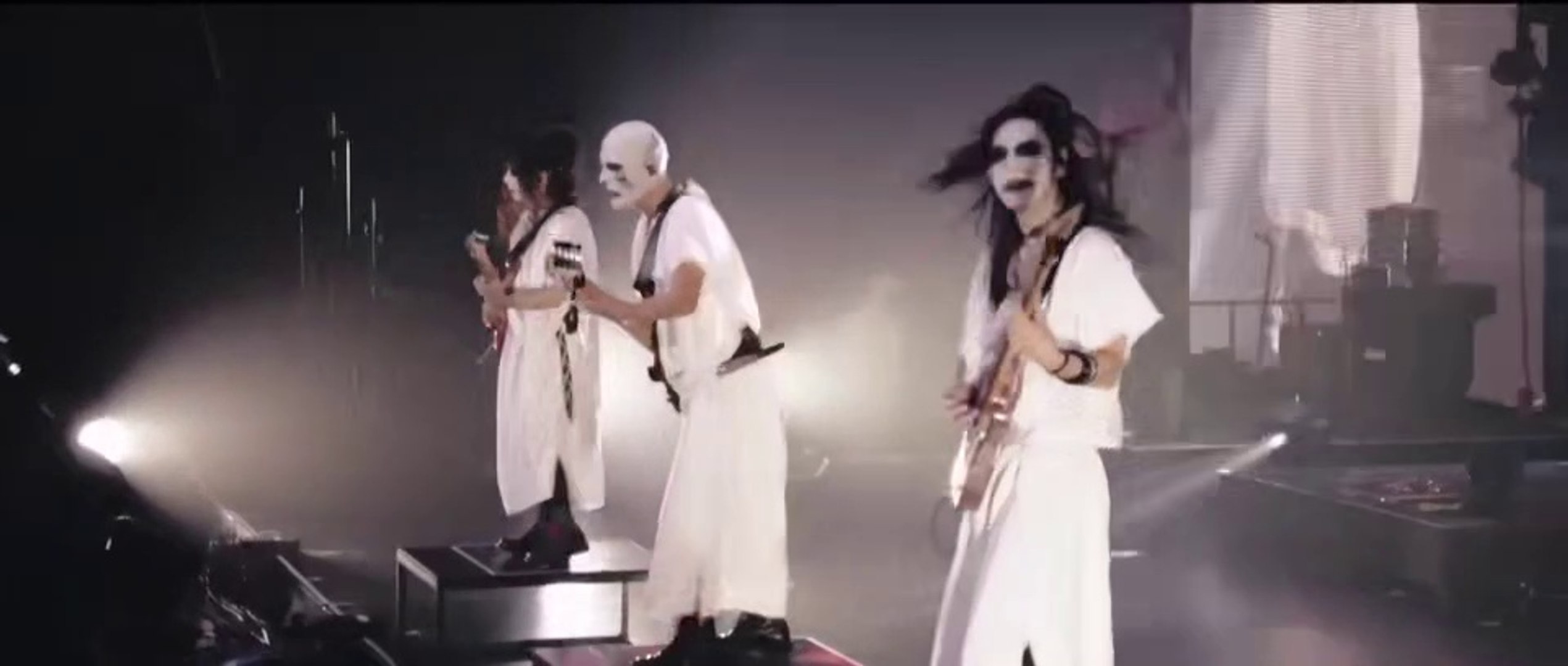 Babymetal Yava With Kami Band Intro Big Fox Festival Video Dailymotion