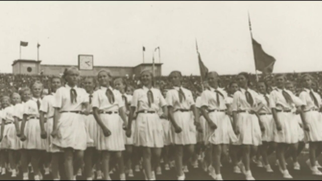 Being a child in the USSR in 1947. Education, sport and games
