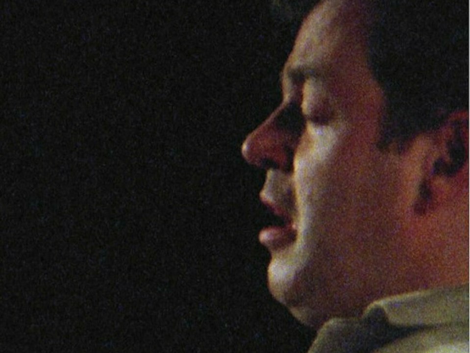 Langzeitschäden! Darum darfst du das Niesen nicht unterdrücken