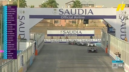 سام بيرد يفوز بسباق فورمولا إي الدرعية بعد منافسة شرسة