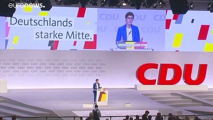 المرشحة لخلافة ميركل تهدد بالاستقالة من زعامة الاتحاد المسيحي الديمقراطي ..لماذا؟