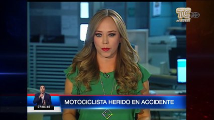 Motociclista herido tras ser embestido por un auto en Latacunga