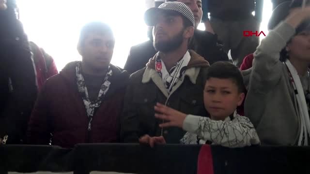 Spor beşiktaş kafilesine konya'da coşkulu karşılama