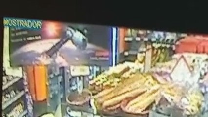 Así fue el robo en la gasolinera de Las Torres de Cotillas.