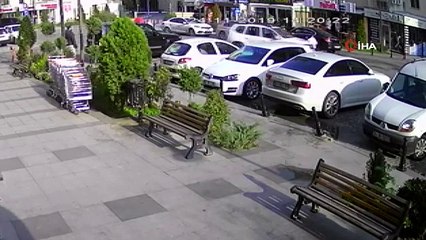 Esenyurt'ta güpegündüz silahlı çatışma ! Yaralılar var