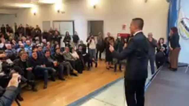 Acireale - Luigi Di Maio alla platea: Serve un nuovo patto di governo che dura 3 anni 24.11.19