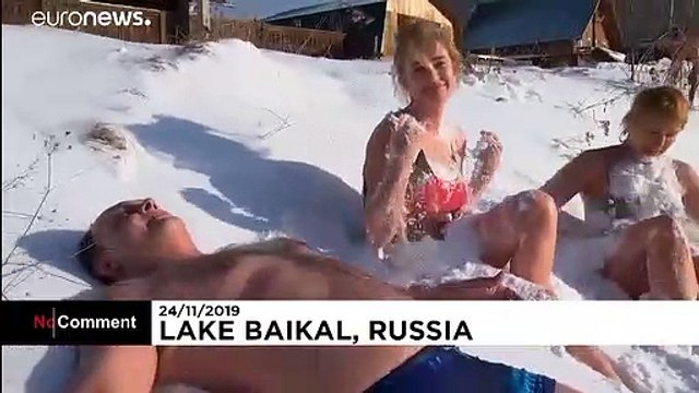 Las morsas rusas vuelven a las gélidas aguas del lago Baikal