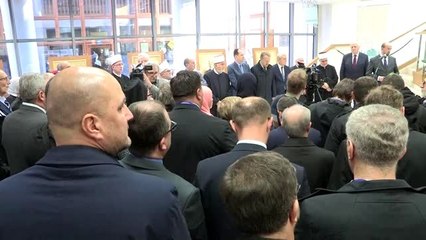 Bosna Hersek'te Reis-ul Ulema Kavazovic için menşure töreni