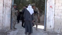 Tel Abyad'da cuma namazı kılındı - Şanlıurfa Valisi Abdullah Erin ve askeri yetkililer cuma...