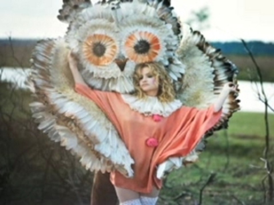 Goldfrapp - It's Not Over Yet [Klaxons cover] @ Live Lounge