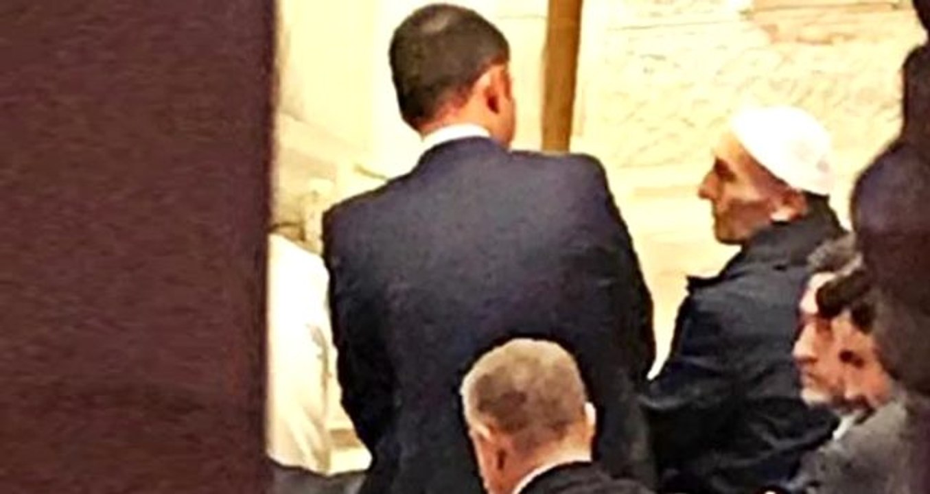 Vatandaş, Bakan Kurum'a yerini vermedi: Burası Allah'ın evi