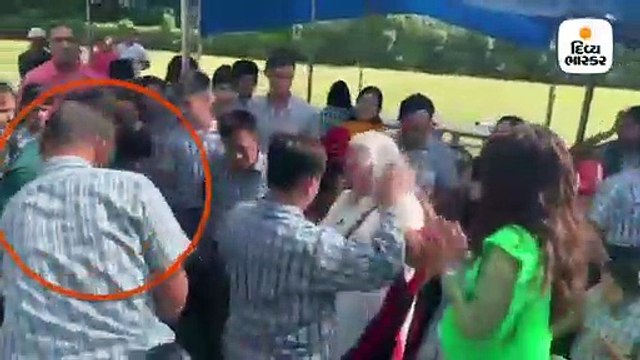 ‘યૂ કરકે’ સોંગ પર સલમાન-સોનાક્ષીએ સ્પેશિયલ બાળકો સાથે નાચ્યાં