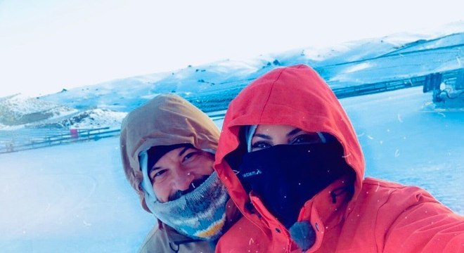 Αντελίνα Βαρθακούρη: Το βίντεο της που πιάνει «τσακωτό» τον Χάρη έγινε viral κι εμείς ακόμη γελάμε