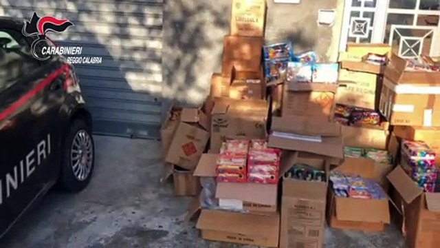 Fuochi pirotecnici sequestrati a Reggio Calabria