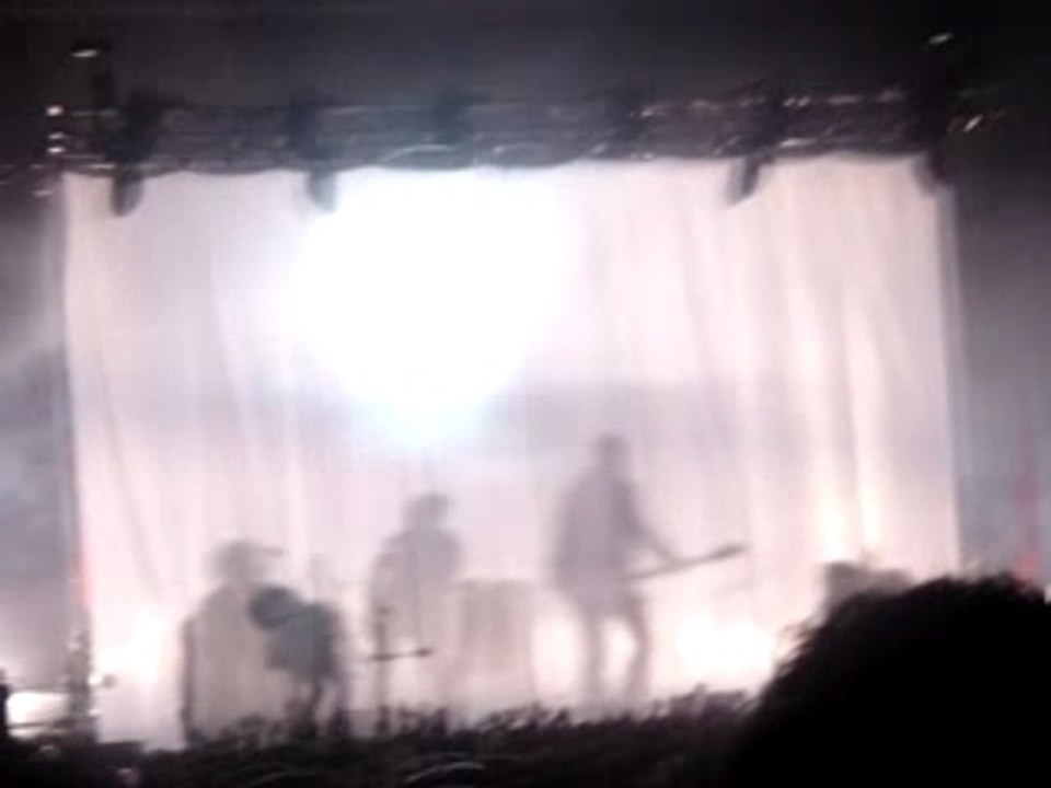 Début Concert 30Seconds To Mars 8 Février 2008 @ Le Zenith