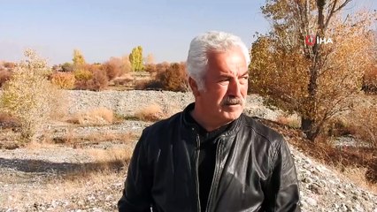 Nesli tehlike altında olan 'Kara Akbaba' göç ederken Erzincan’da mola verdi