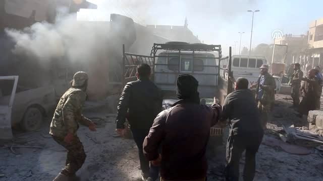 YPG/PKK Tel Abyad'da bombalı araçla saldırı düzenledi (2)