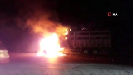 Limon yüklü kamyon alev alev böyle yandı