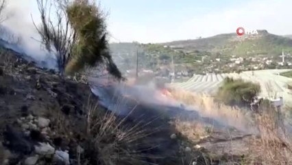 Tarihi Lamos Kalesi'nde yangın çıktı