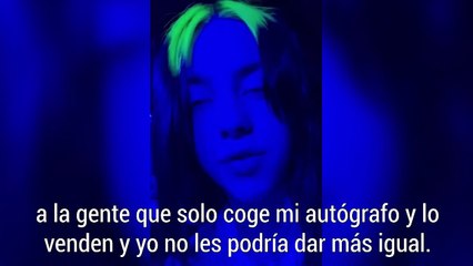 Billie Eilish responde a los que le insultaron por no firmar autógrafos
