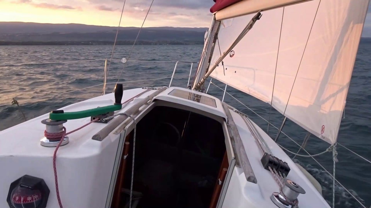 Visite de l'Oceanis 281 en navigation