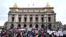 Kadınlardan cinsel şiddete karşı protesto