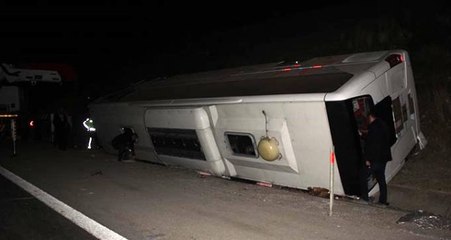 Osmaniye'de yolcu otobüsü şarampole devrildi: 25 yaralı